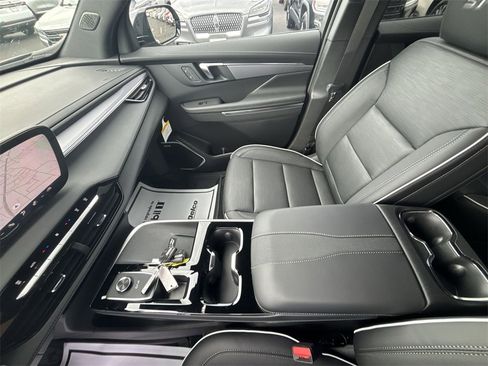 New 2026 Buick Enclave Sport Touring w/ LPO, Floor Liner Package image 27