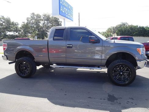Used 2013 Ford F150 XLT w/ XLT Chrome Pkg image 2