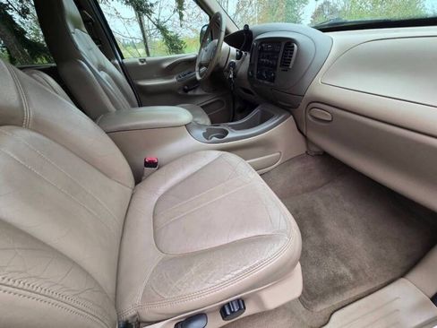 Used 1997 Ford Expedition XLT AWD/4WD image 13