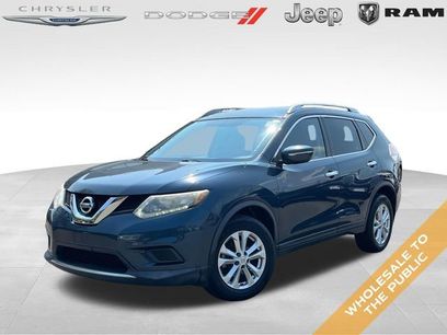 Used 2015 Nissan Rogue SV