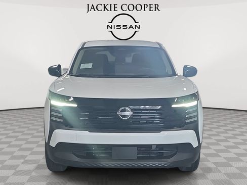 New 2027 Nissan Kicks S FWD image 2
