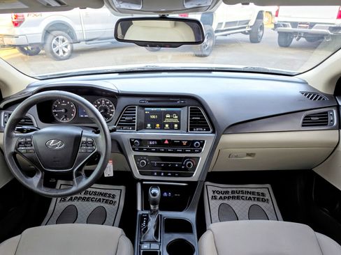 Used 2017 Hyundai Sonata Sport FWD image 9