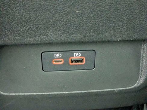 Used 2025 Nissan Frontier PRO-4X w/ Interior Protection Package image 15