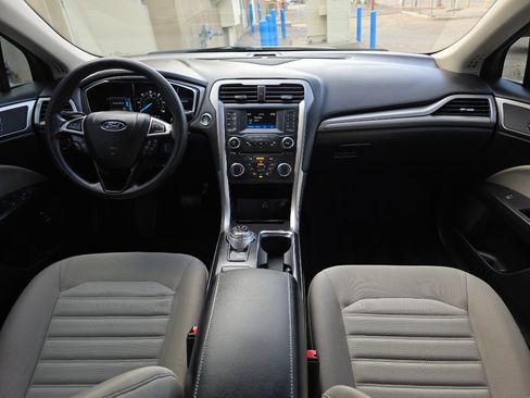 Used 2018 Ford Fusion S image 21