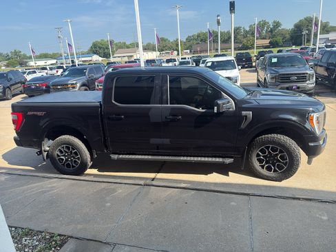 Used 2023 Ford F150 Lariat AWD/4WD image 3