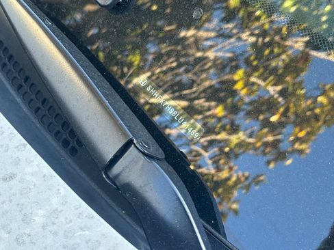 Used 2020 Honda Civic Sport Touring image 8