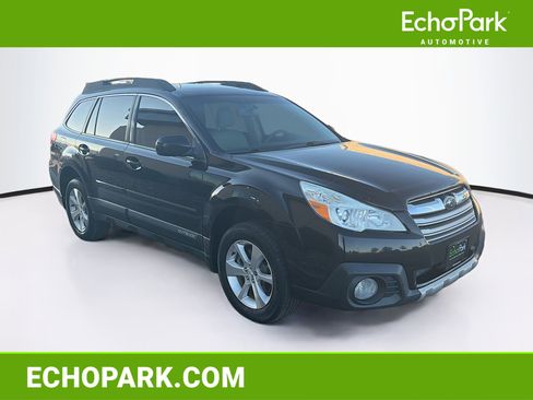 Used 2013 Subaru Outback 3.6R Limited AWD/4WD image 1