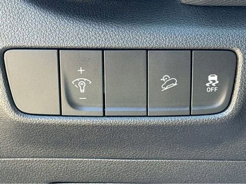 Used 2023 Hyundai Kona SEL FWD image 12