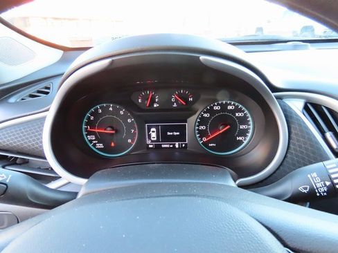 Used 2024 Chevrolet Malibu LT image 34