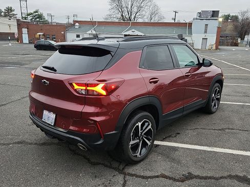 Used 2023 Chevrolet TrailBlazer RS w/ Convenience Package image 6