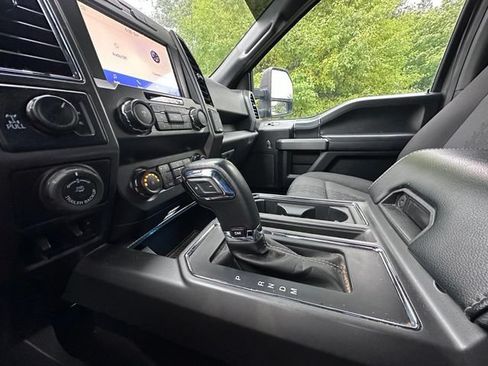 Used 2020 Ford F150 XLT w/ Equipment Group 302A Luxury AWD/4WD image 15