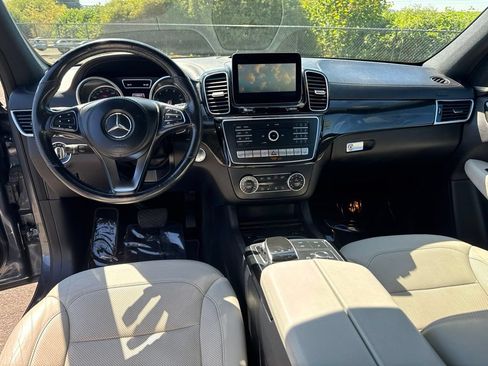 Used 2017 Mercedes-Benz GLS 450 4MATIC image 12