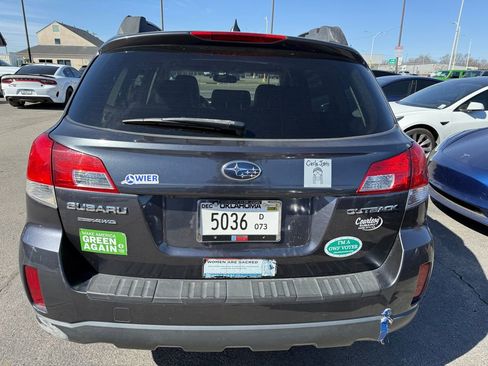Used 2013 Subaru Outback 2.5i Limited image 12