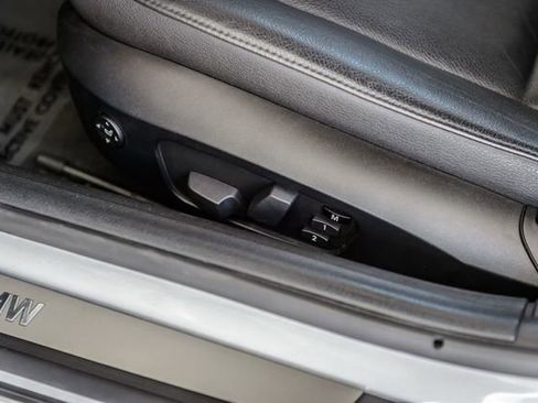 Used 2009 BMW Z4 sDrive35i image 38