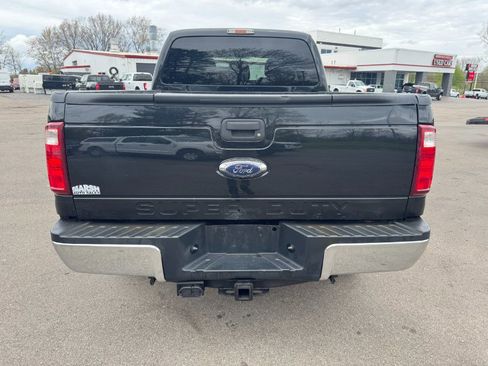 Used 2014 Ford F250 XLT w/ FX4 Off-Road Package AWD/4WD image 4