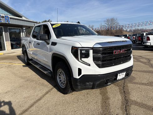Used 2023 GMC Sierra 1500 Pro w/ Pro Value Package AWD/4WD image 7