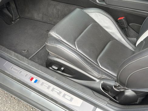 Used 2023 Chevrolet Camaro SS RWD image 15