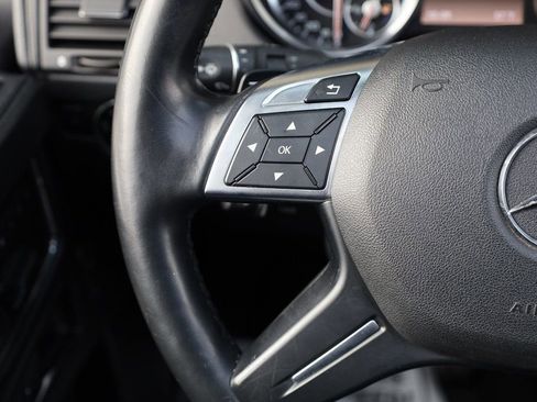 Used 2015 Mercedes-Benz G 63 AMG 4MATIC image 29