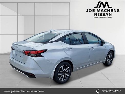 New 2025 Nissan Versa SV image 6