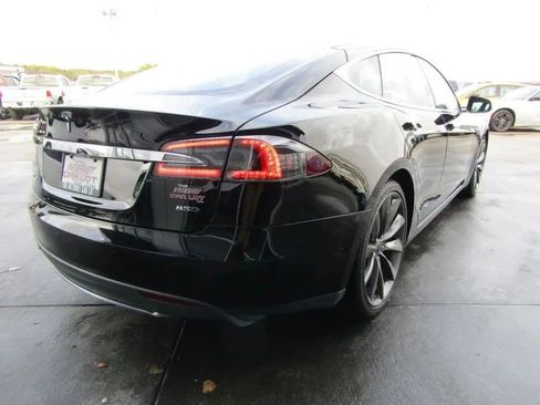 Used 2015 Tesla Model S 85D image 7