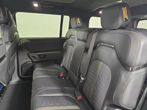 Used 2024 Rivian R1S Adventure AWD/4WD image 21