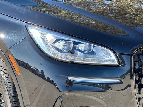 Used 2023 Lincoln Corsair Reserve w/ Jet Appearance Package image 10