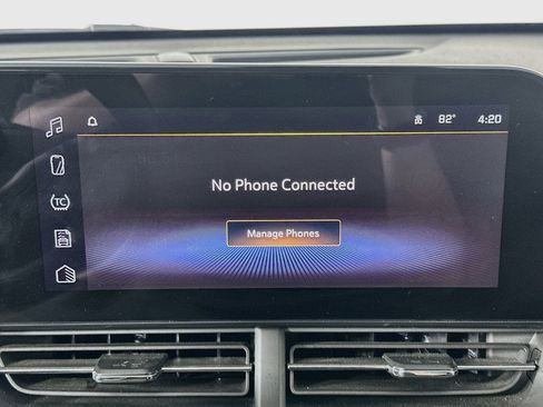 Used 2025 Chevrolet Trax LT FWD image 21