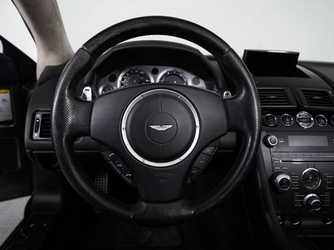 Used 2012 Aston Martin V8 Vantage Roadster RWD image 21