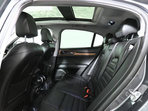 Used 2019 Alfa Romeo Stelvio Ti Lusso w/ Quick Order Package 22X Lusso image 34