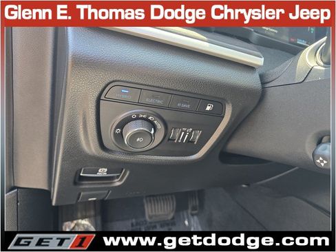 Used 2022 Jeep Grand Cherokee Limited 4xe w/ Luxury Tech Group II AWD/4WD image 23