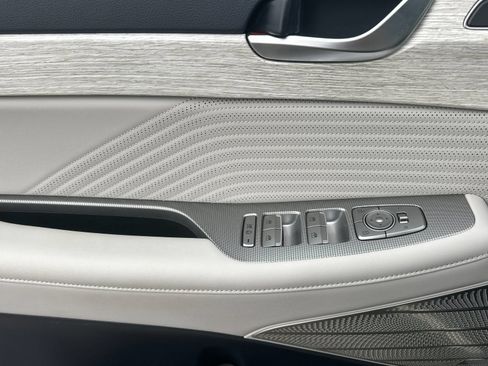 Used 2024 Hyundai Palisade Calligraphy FWD image 11
