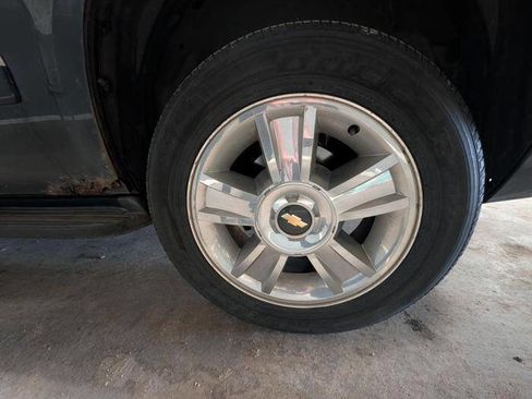 Used 2009 Chevrolet Tahoe LTZ AWD/4WD image 14