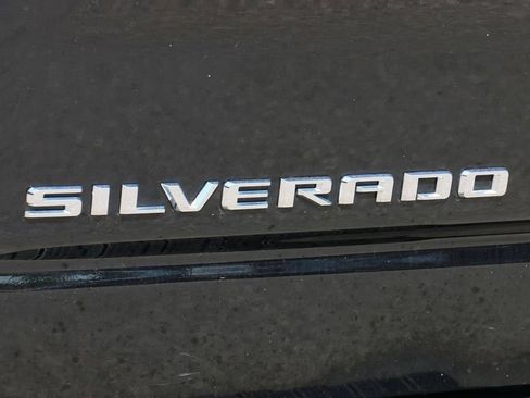 Used 2025 Chevrolet Silverado 1500 LT RWD image 8