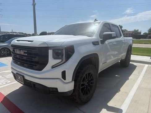 Used 2024 GMC Sierra 1500 Elevation RWD image 3