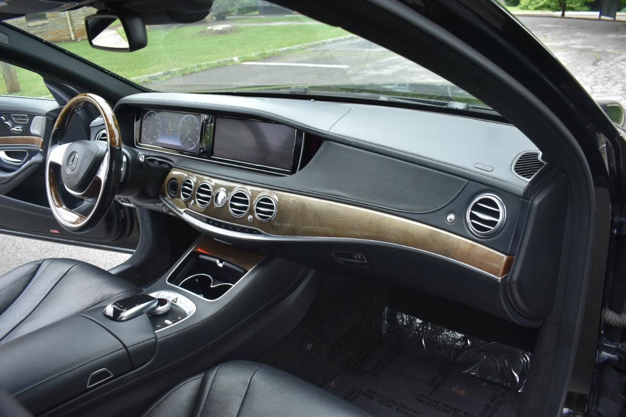 Used 2015 Mercedes-Benz S 550 Sedan image 25