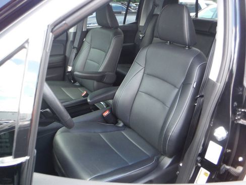 Used 2023 Honda Ridgeline RTL-E image 18