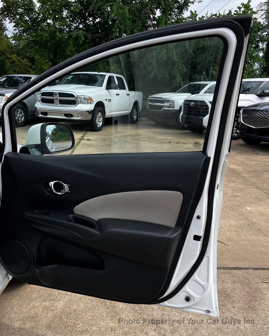 Used 2014 Nissan Versa Note SV FWD image 21