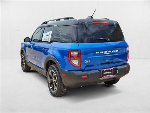 New 2025 Ford Bronco Sport Outer Banks image 9