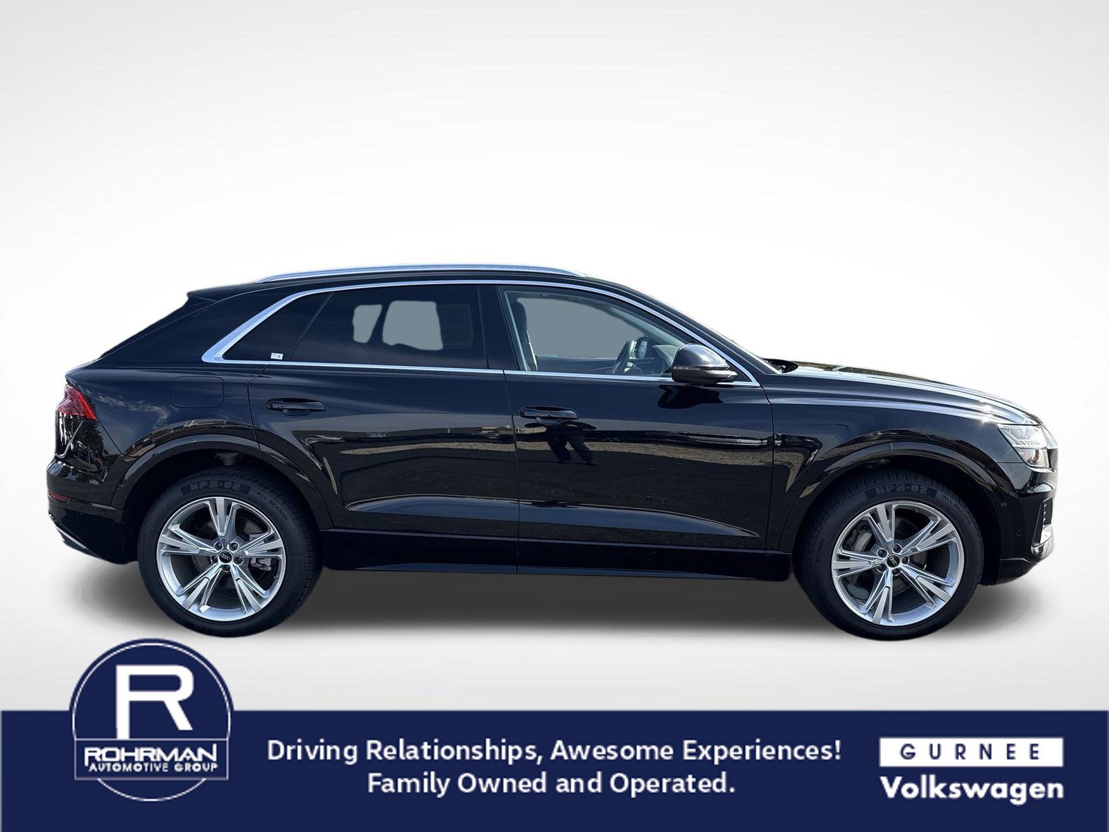 Used 2023 Audi Q8 Premium w/ Convenience Package AWD/4WD image 11