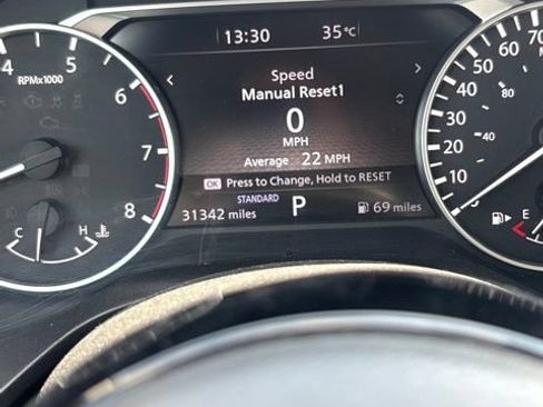Used 2021 Nissan Rogue S FWD image 11