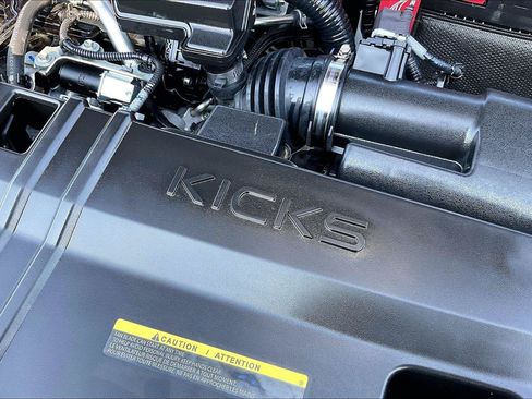 Certified 2025 Nissan Kicks SV FWD image 32