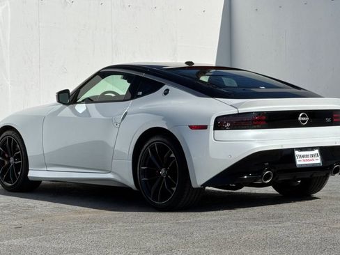 Used 2024 Nissan Z Performance w/ Floor Mat Package image 5