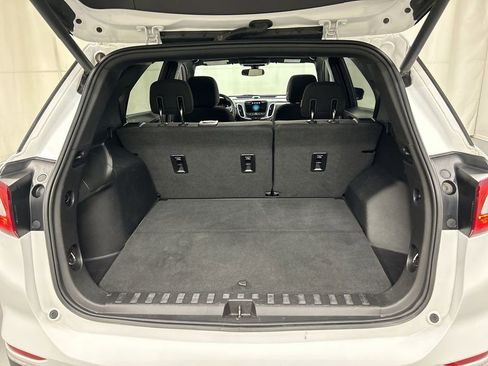 Used 2018 Chevrolet Equinox LT w/ Sun & Infotainment Package image 22