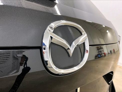 Used 2017 MAZDA CX-5 Touring w/ Preferred Equipment Package FWD image 31