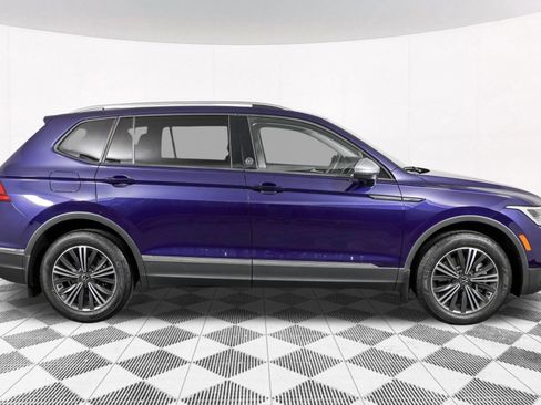 Used 2024 Volkswagen Tiguan Wolfsburg Edition w/ Panoramic Sunroof Package AWD/4WD image 16