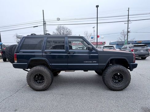 Used 2000 Jeep Cherokee Classic image 4