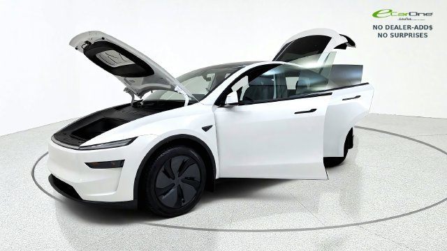 Used 2026 Tesla Model Y 2WD image 13