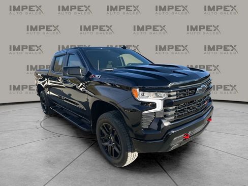 Used 2023 Chevrolet Silverado 1500 LT Trail Boss w/ Protection Package image 7