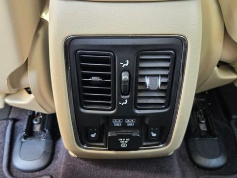 Used 2019 Jeep Grand Cherokee Limited w/ Luxury Group II RWD image 15