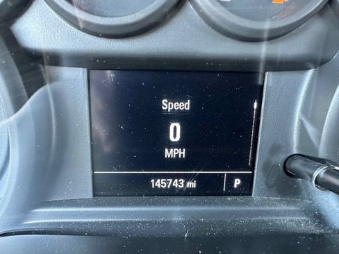 Used 2020 Chevrolet Silverado 1500 W/T RWD image 6